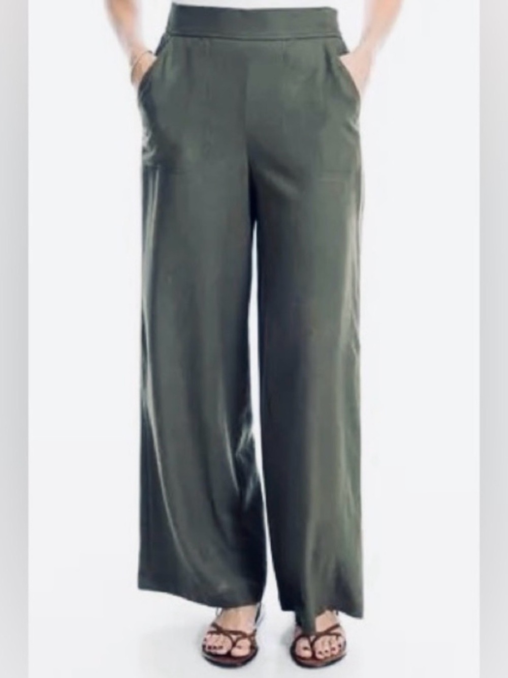 Max Studio Olive Green Wide-Leg trousers